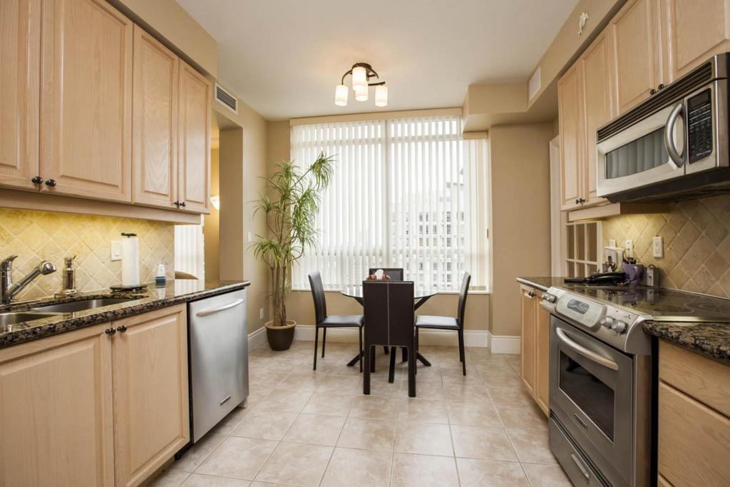 Napa Furnished Rental Apartments Square One 密西沙加 客房 照片