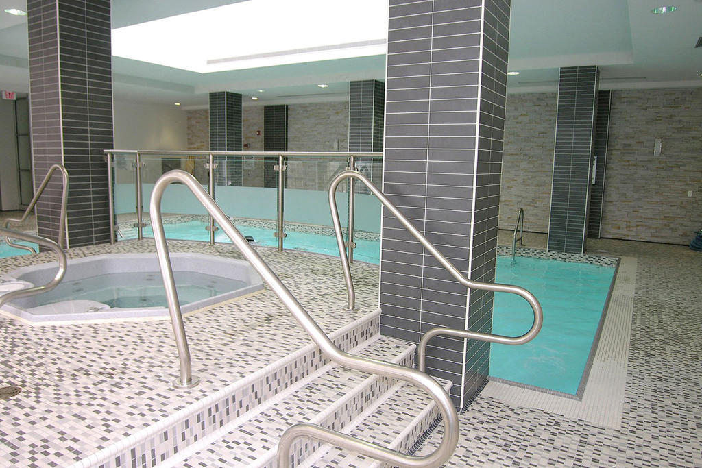 Napa Furnished Rental Apartments Square One 密西沙加 外观 照片