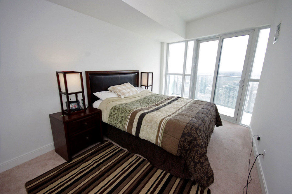 Napa Furnished Rental Apartments Square One 密西沙加 外观 照片